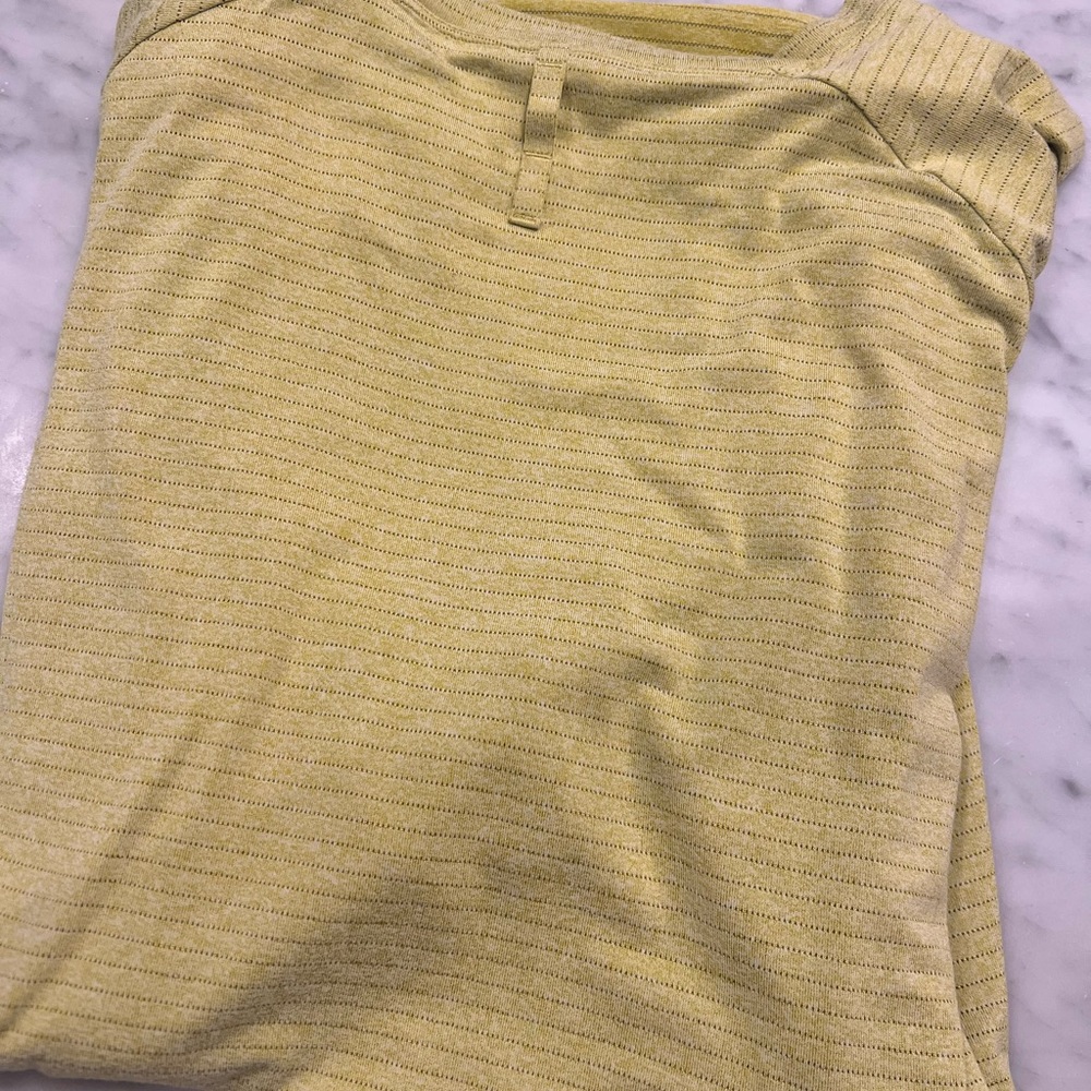 Lululemon Large Stretch Shirt